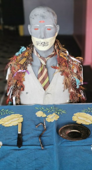 Frank, a stainless steel knife, plate and rusty nails